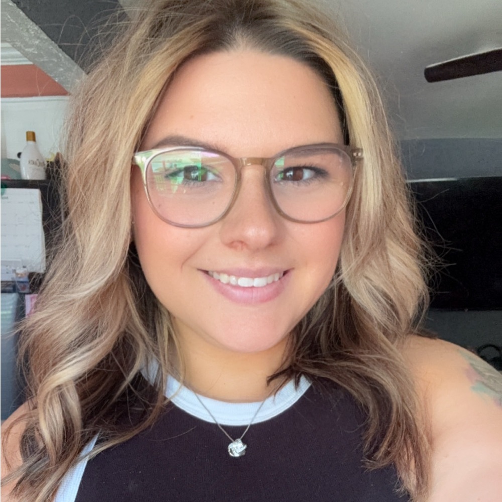 Meet your Posher, Brittany